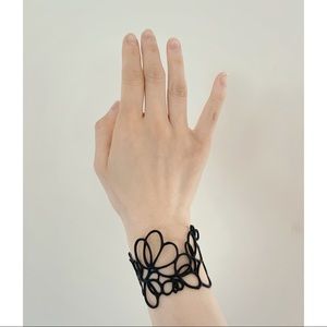 Floral detail bracelet